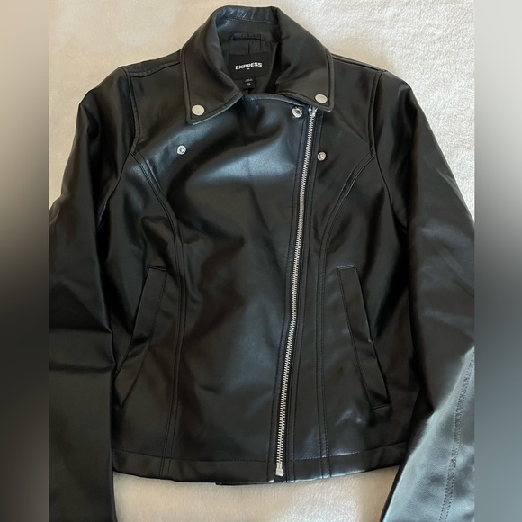 PLEATHER JACKET - Picture 2 of 6